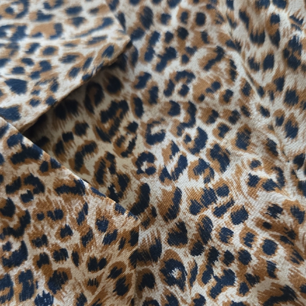 Diane Gilman Women's Leaopard Print Silk Sport Blazer-Size 16 - Picture 8 of 10